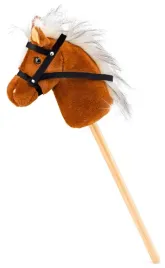 skoczek-dla-trzylatka-brazowy-hobby-horse-kon-na-kiju-konik-lekki-na-patyku