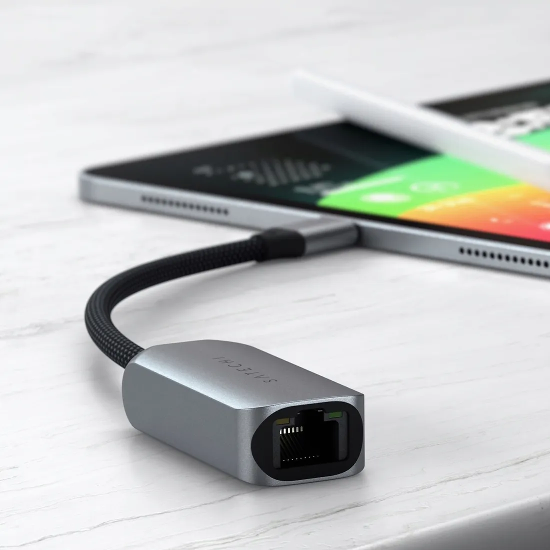 satechi-ethernet-adapter-adapter-usb-c-2-5-do-ethernet-space-gray