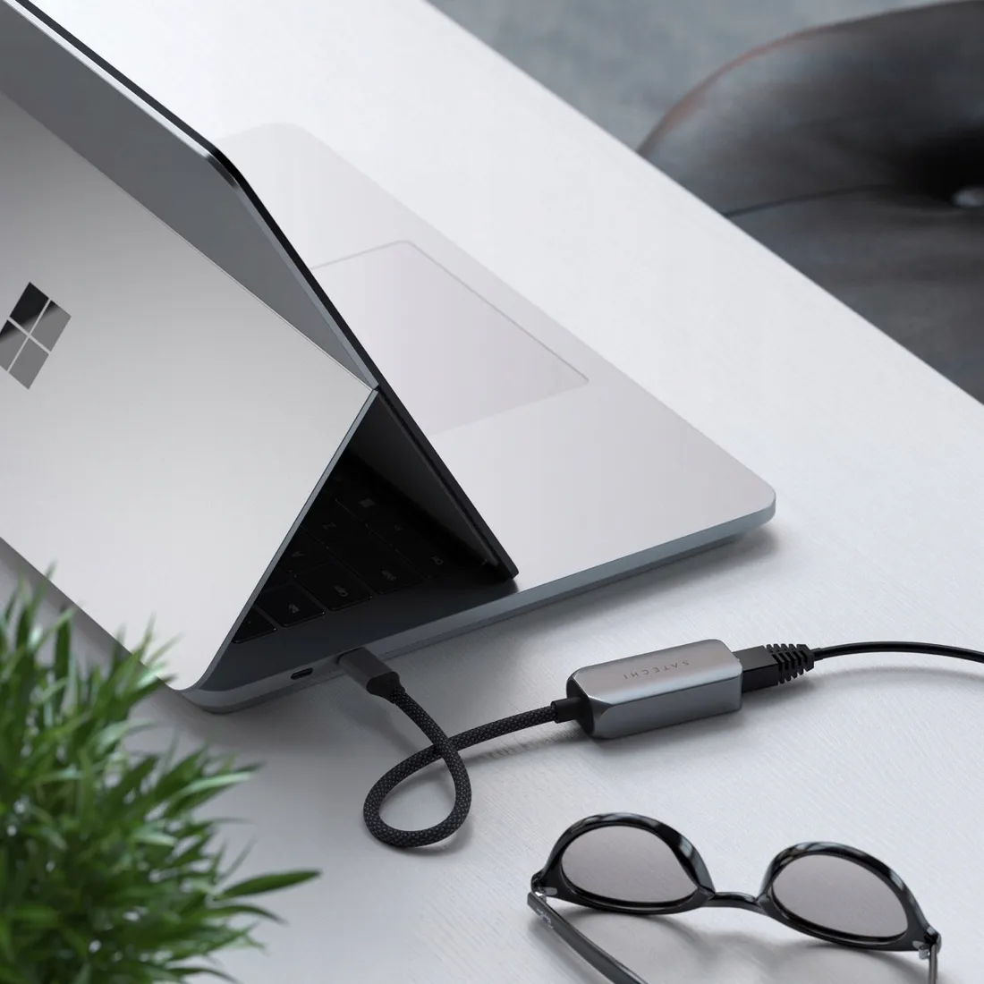 satechi-ethernet-adapter-adapter-usb-c-2-5-do-ethernet-space-gray-stan-nowy