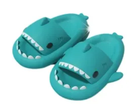 grube-klapki-na-basen-rekiny-antyposlizgowe-kapcie-shark-morskie-34-35