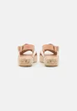 zign-espadryle-sandaly-na-platformie-37-4ca-stan-nowy