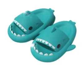 grube-klapki-na-basen-rekiny-antyposlizgowe-kapcie-shark-morskie-42-43