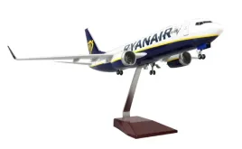 model-samolotu-boeing-737-ryanair-kolekcjonerska-replika-47cm-1-85-led