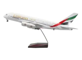 model-samolotu-emirates-airbus-a380-kolekcjonerska-replika-47cm-1-150