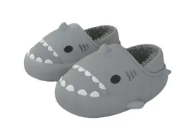 kapcie-rekiny-dzieciece-ocieplane-laczki-cieple-shark-23-25
