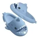 grube-klapki-na-basen-rekiny-antyposlizgowe-kapcie-shark-niebieskie-34-35