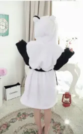 szlafrok-damski-panda-prezent-czarno-bialy-m