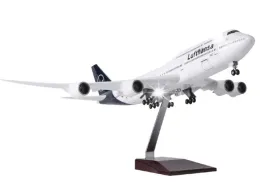 model-samolotu-boeing-747-8-lufthansa-kolekcjonerska-replika-47cm