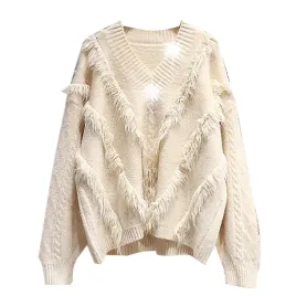 sweter-wlochaty-cieply-z-dekoltem-w-serek-kremowy