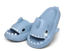 grube-klapki-na-basen-rekiny-antyposlizgowe-kapcie-shark-niebieskie-40-41