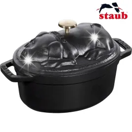 staub-special-cocotte-garnek-zeliwny-owalny-swinia-1-ltr-czarny