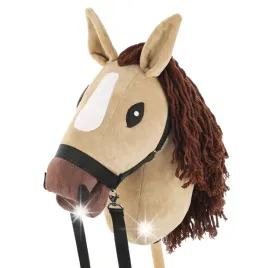 konik-na-kiju-z-kantarem-hobby-horse-skippi-karmel-a3-prezent