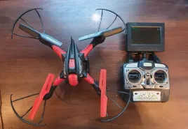 quadrocopter-sky-hawkeye-fvp-24ghz-monitor-lcd-dron