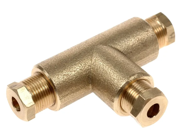 trojnik-cu-6-mm