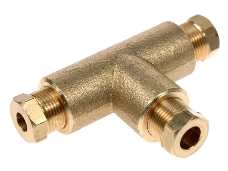 trojnik-cu-6-8-6-mm