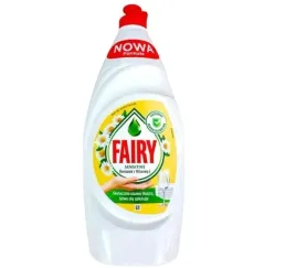 fairy-plyn-do-mycia-naczyn-rumianek-z-witamina-e-900-ml