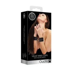 velvet-adjustable-handcuffs