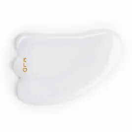 kamien-gua-sha-modelujacy-z-bialego-jadeitu-easy-livin-1-szt
