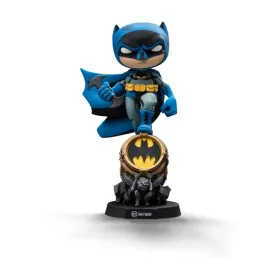 figurka-pvc-batman-mini-co-na-bat-sygnale-niebieska-wersja-15-cm