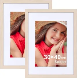 drewniane-ramki-na-plakat-30x40-mdf-z-passepartout-2-sztuki