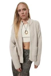 trendyol-sweter-damski-rozpinany-bezowy-z-kieszeniami-m-5ea