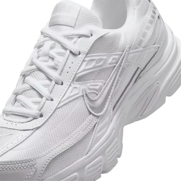 394053100-marka-nike