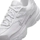 394053100-marka-nike