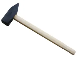mlotek-slusarski-z-drewniana-raczka-obuch-kwadratowy-klinowy-stal-kuta-8-kg