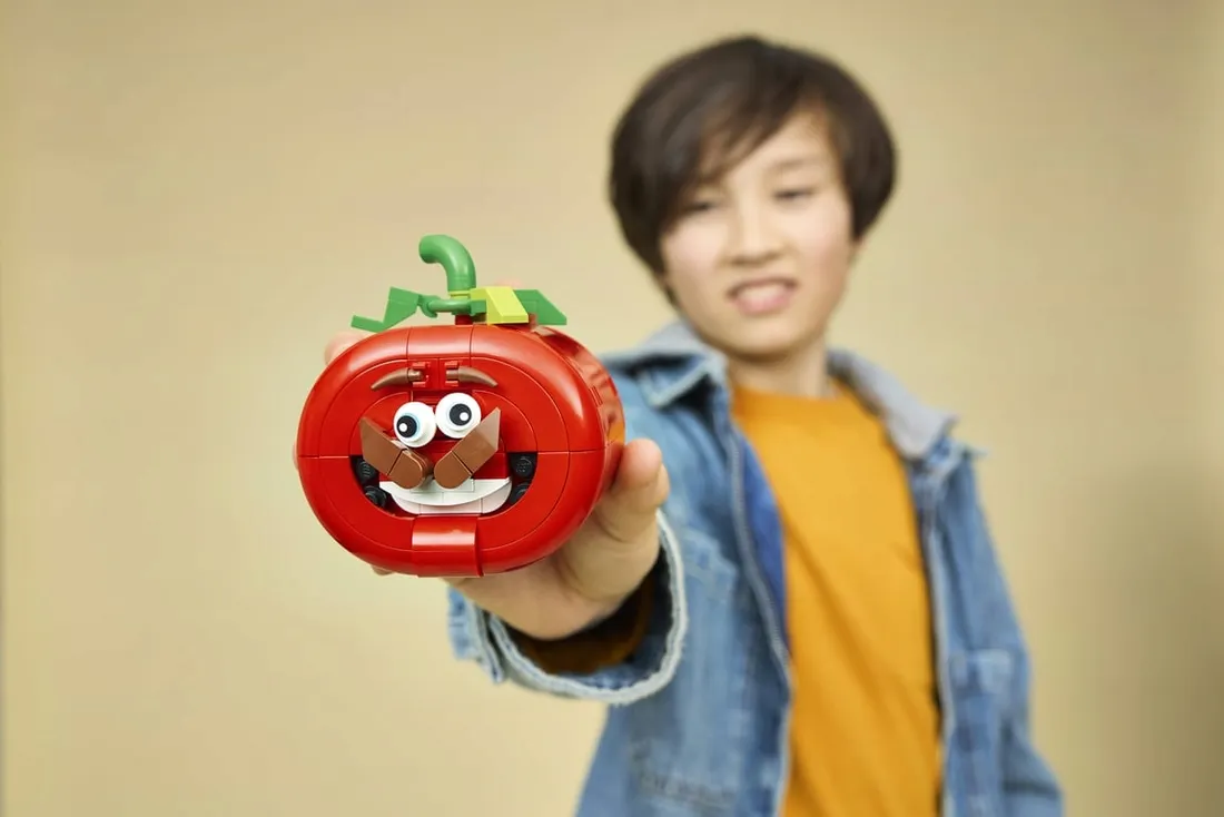 lego-fortnite-pomidorek