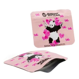 woreczek-strunowy-banksy-s-graffiti-panda-gunnin-70x60mm