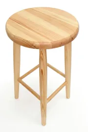 solidny-taboret-sosnowy-60cm-okragly-lakierowany-olchowy-polski-producent