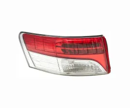 lampa-tyl-do-toyota-avensis-t27-2008-2012-8156105270-lewa-depo