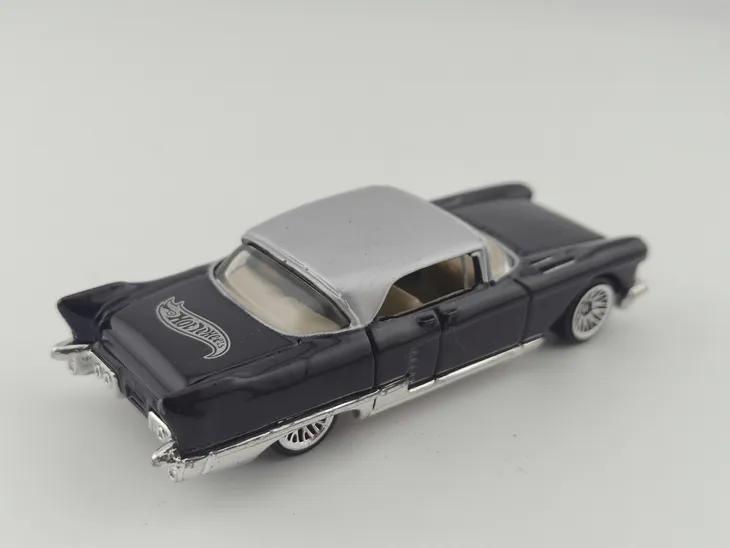 hot-wheels-57-cadillac-eldorado-brougham-stan-nowy