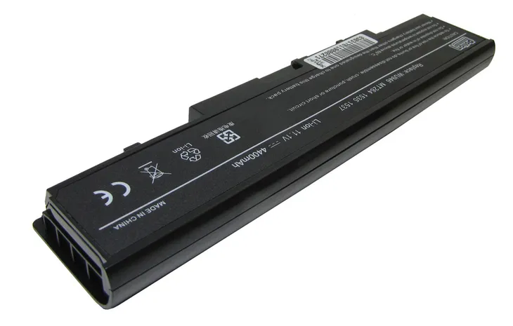 bateria-dell-studio-15-pp33l-pp39l-pojemnosc-4400-mah