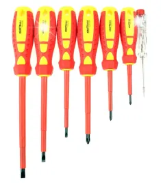 zestaw-wkretaki-srubokrety-izolowane-7-sztuk-probnik-kd10905