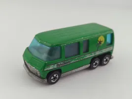 hot-wheels-gmc-motor-home-blackwalls
