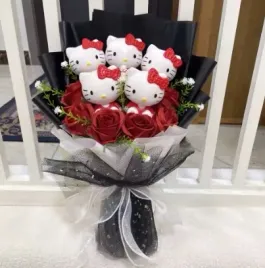 bukiet-hello-kitty-pluszowy-prezent-walentynki-dzien-kobiet-urodziny