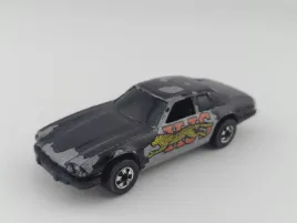 hot-wheels-jaguar-xjs-blackwalls