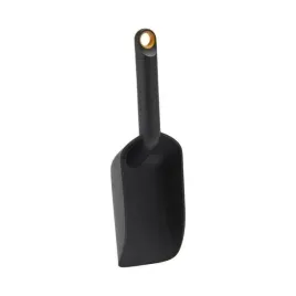 fiskars-lopatka-do-ziemi