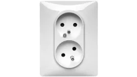 valena-life-gniazdo-podwojne-z-u-z-przeslonami-monoblok-biale-753186