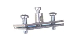 zacisk-uziemiajacy-do-przewodow-16mm2-i-plaskownikow-max-30mm-939-5043107
