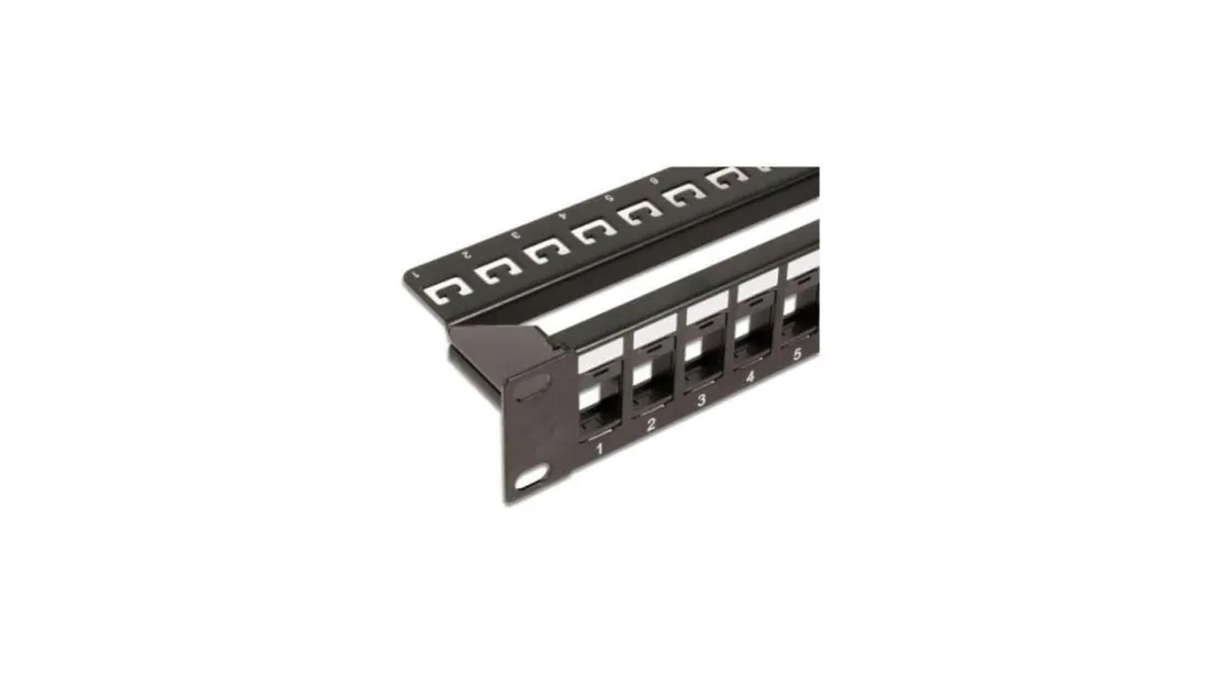 patch-panel-24-porty-na-moduly-keystone-1u-czarny