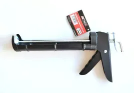 awtools-wyciskacz-do-mas-rynienkowy-225mm-pret-gladki