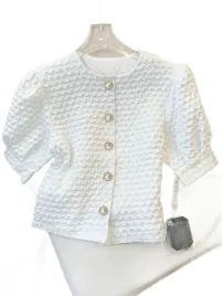 shein-biala-bluzka-z-teksturowanym-wzorem-i-perlowymi-guzikami-m-1ma
