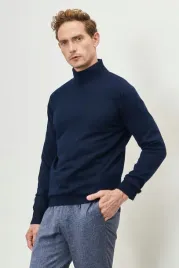 meski-sweter-z-golfem-granatowy-gladki-70percent-akryl-30percent-welna-l-5ga