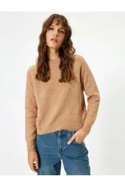 koton-sweter-damski-bezowy-z-dlugim-rekawem-i-okraglym-dekoltem-xs-5ga