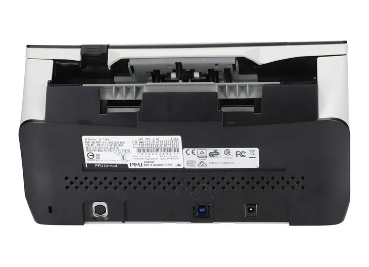 skaner-fujitsu-fi-7160-600x600dpi-a4-czarny-usb-3-0-do-60-stron-na-minute-stan-powystawowy