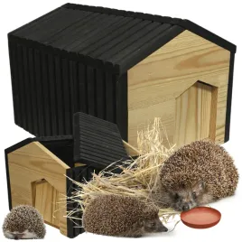 domek-dla-jeza-drewniany-eko-impregnowany-25x36x27-cm-z-siankiem-i-miseczka