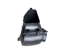 obudowa-filtra-powietrza-do-ford-mustang-2024-2803529-prawa