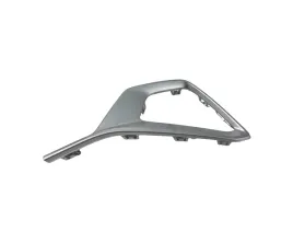 listwa-zderzaka-do-audi-q2-ga-2016-81a807968tb2-prawa-srebrny